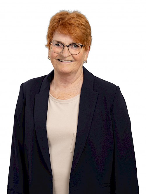 Luise Heinrichs – Immobilienmaklerin bei Heinrichs Immobilien